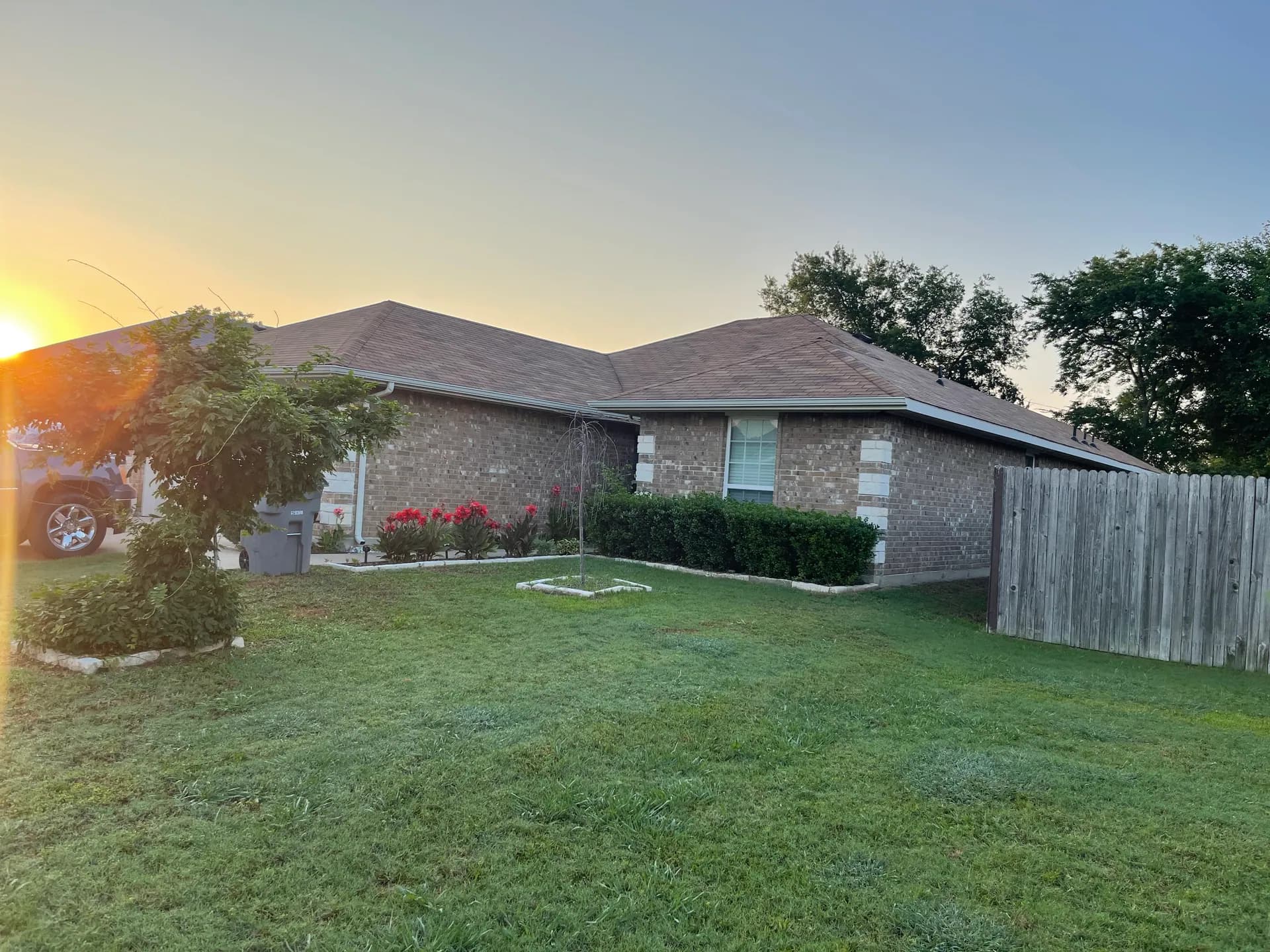 How Long Does a New Roof Last in DFW? (Honest Numbers)